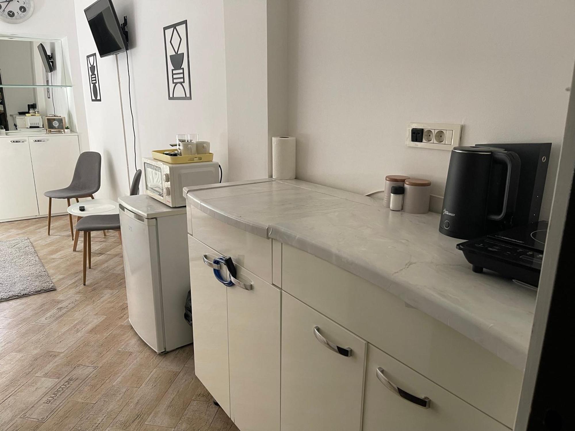 Cozy Studio Universitate Bukarest Exterior foto
