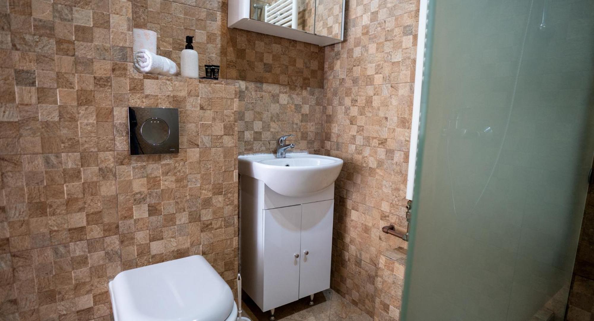 Cozy Studio Universitate Bukarest Exterior foto